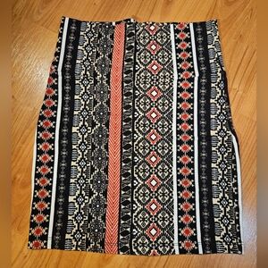 Patterned mini skirt